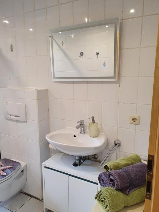 Ferienwohnung Haiber - Remseck Remseck am Neckar Esterno foto