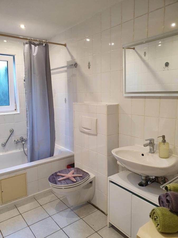 Ferienwohnung Haiber - Remseck Remseck am Neckar Esterno foto